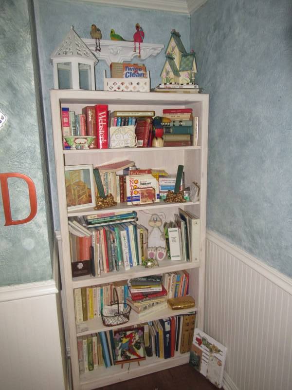 lot 242 image: FURNITURE