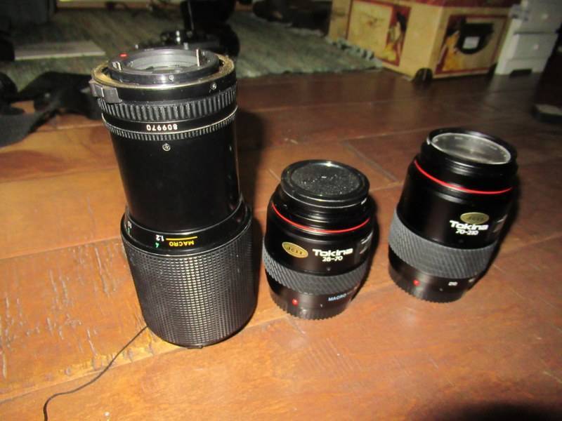 lot 244 image: CAMERA LENS