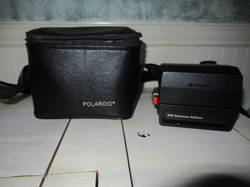 lot 247 image: CAMERA