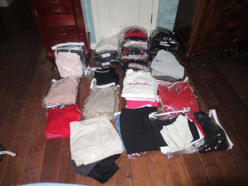 lot 261 image: APPAREL