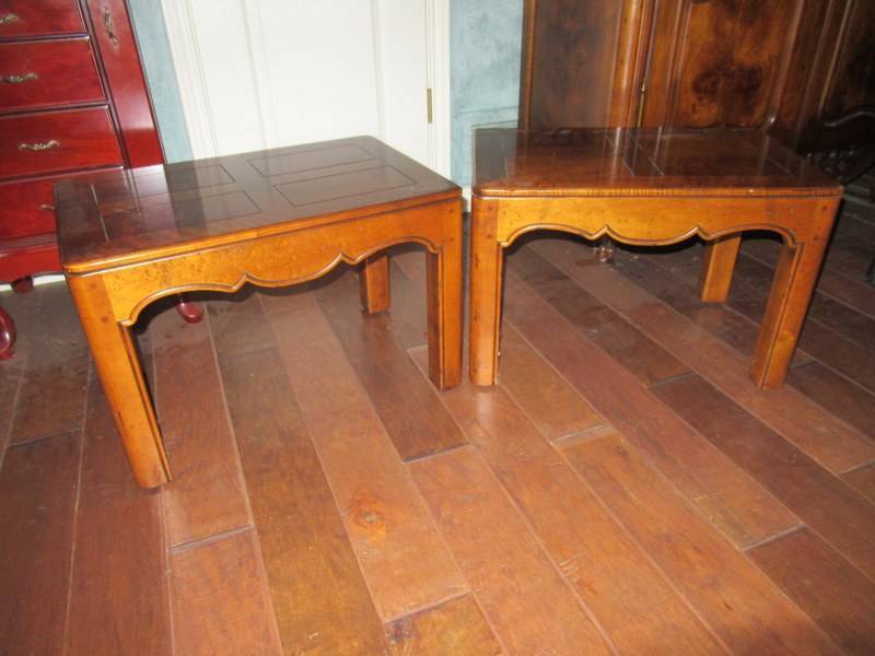 lot 263 image: HENREDON FURNITURE