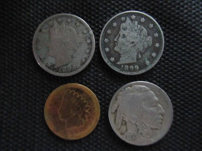 lot 326 image: COINS