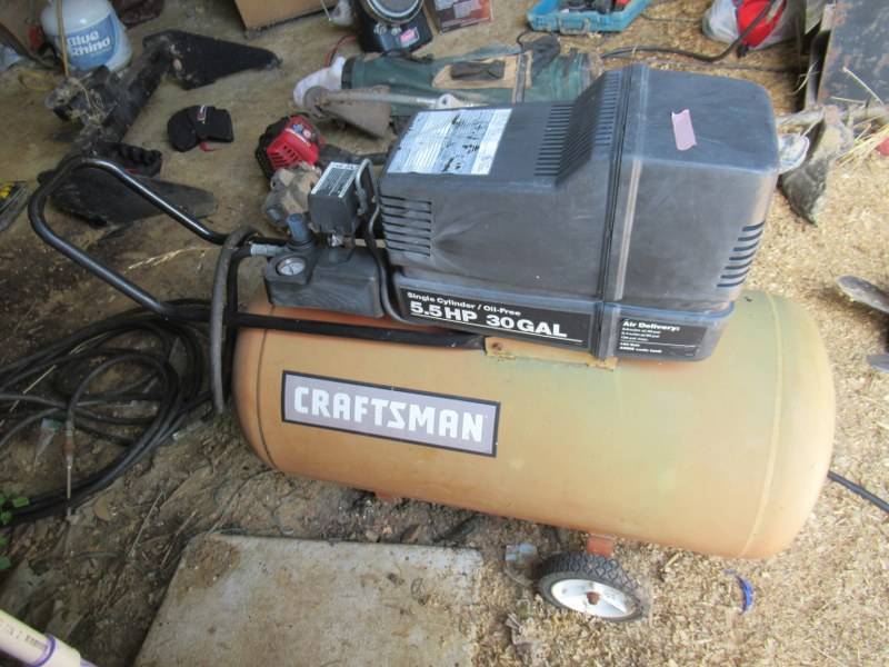 lot 21 image: COMPRESSOR