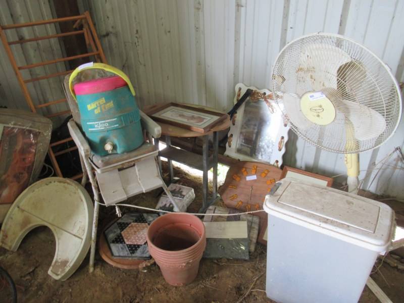 lot 25 image: HOUSEHOLD