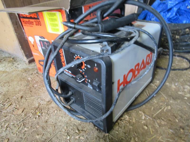 lot 29 image: HOBART WELDER