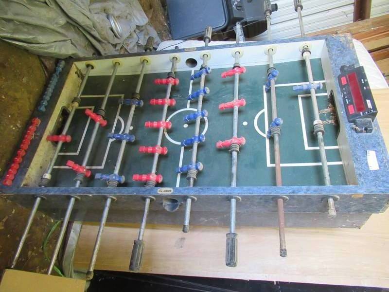 lot 43 image: TOYS