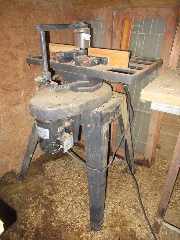 lot 67 image: CRAFTSMAN SHAPER