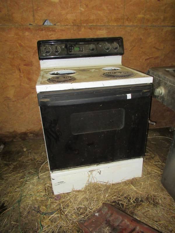 lot 75 image: APPLIANCES