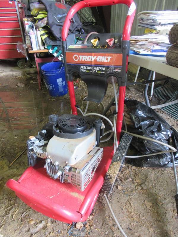 lot 86 image: WASHER AND HEATER