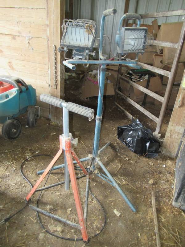lot 92 image: LIGHTING