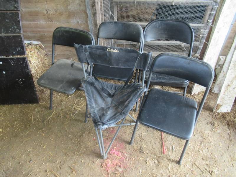 lot 94 image: CHAIRS