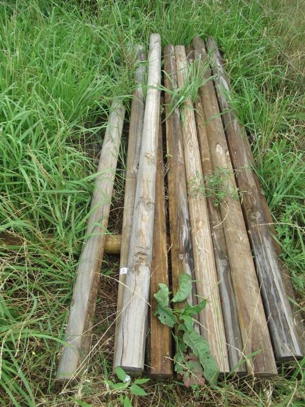 lot 112 image: WOOD