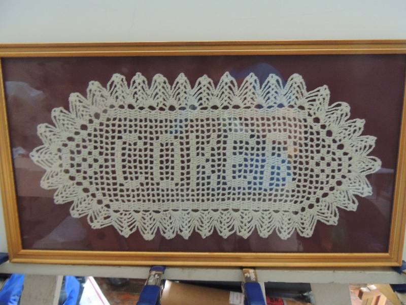 lot 35 image: Crochet Doily Coker F 12x23 A 19 12x9