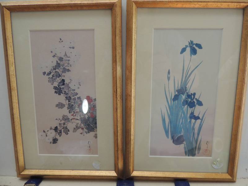 lot 86 image: 2 pieces Japanese Artist  Lithograph signed a) Irises b) Mums F 11x7 12