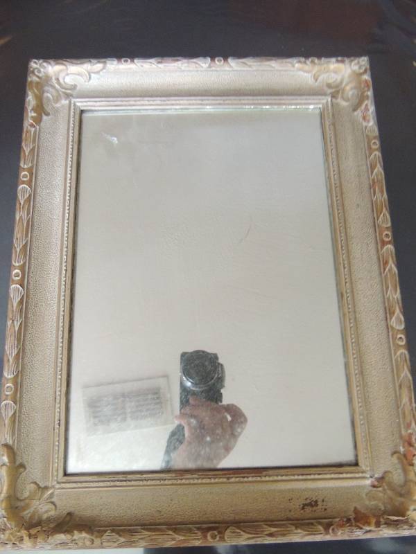 lot 130 image: Mirror 17x13