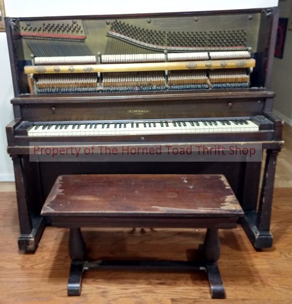 lot 1 image: Kimball Piano