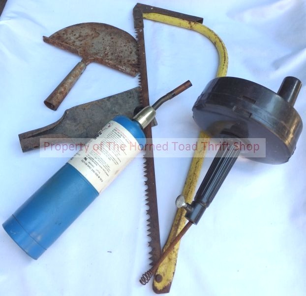 lot 14 image: Tool Shed Items