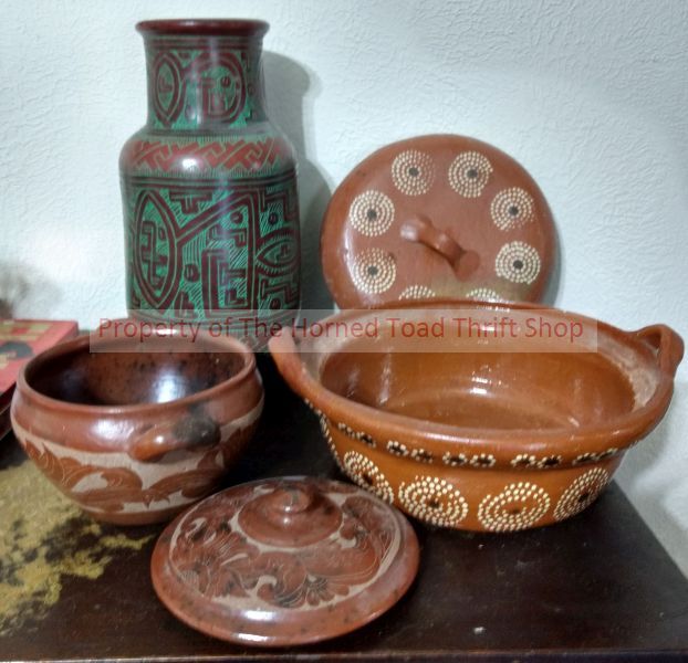 lot 32 image: Fired Clay Pots