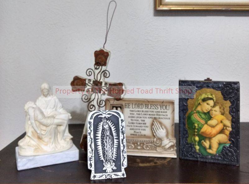 lot 36 image: Religious Items