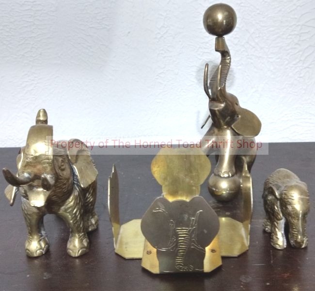 lot 39 image: Brass Elephants and more
