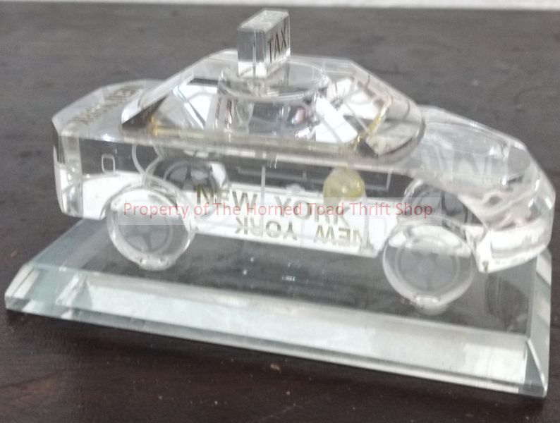 lot 62 image: Crystal Taxi