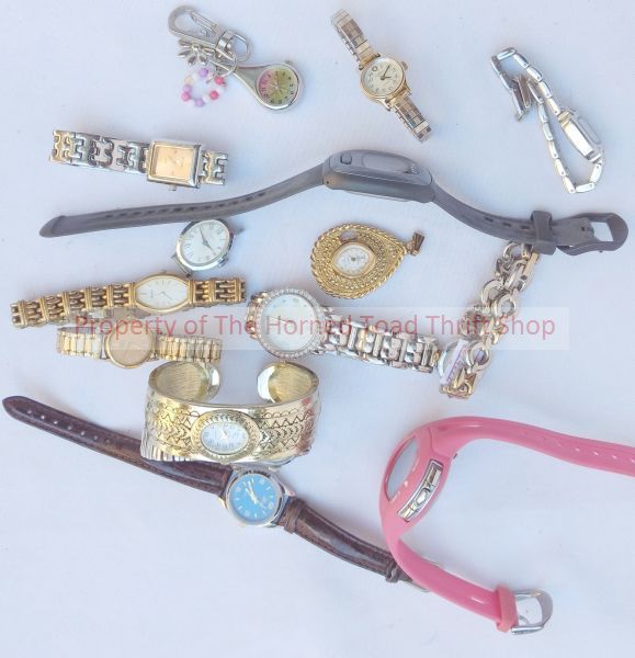 lot 80 image: Watches