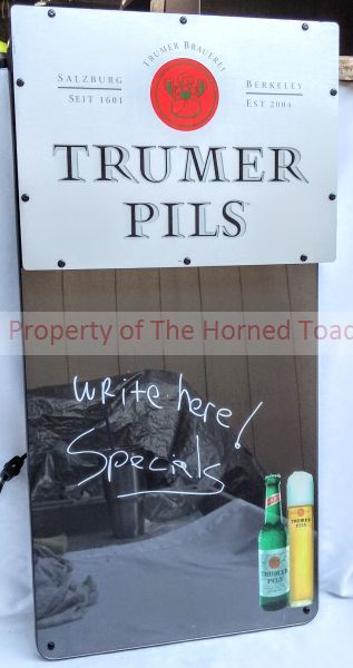 lot 100 image: Display Sign