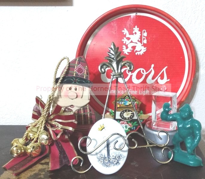 lot 131 image: Home Decor Lot