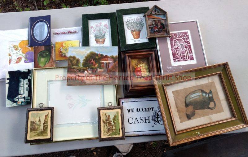 lot 125 image: Mixed lot of Wall Hanging Art
