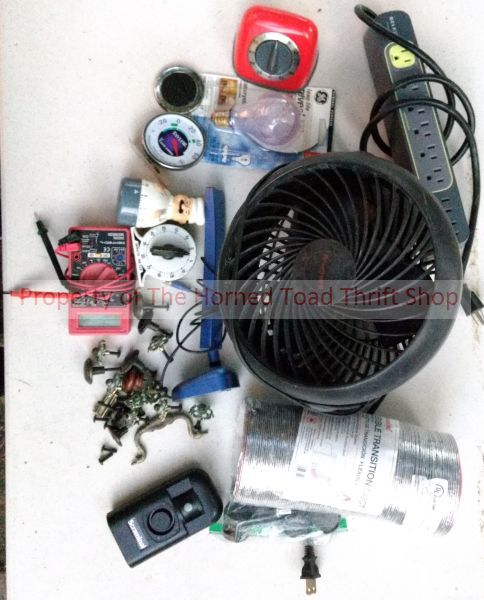 lot 145 image: Miscellaneous Home Items