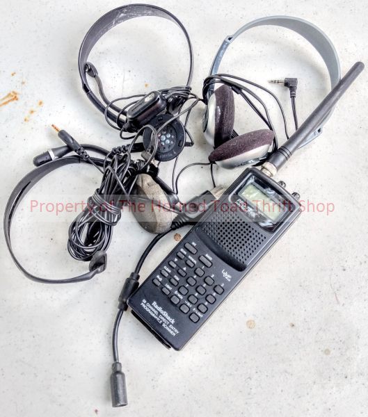 lot 146 image: RadioShack Scanner and more