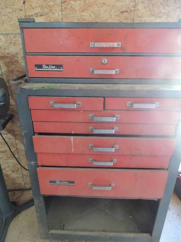 lot 1 image: Remline Yorkville 60560 service# 6G19599 2 part tool chest,  9 drawer  part 1 3512 part B 9 12