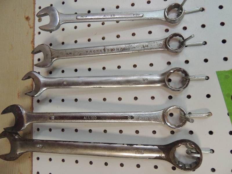 lot 29 image: Allied wrenches x 2 34-78- 1 116- 22 mn