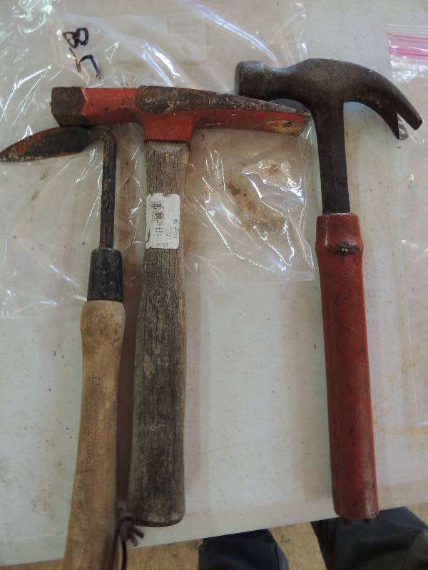 lot 58 image: Hammer, Rock hammer, Pic