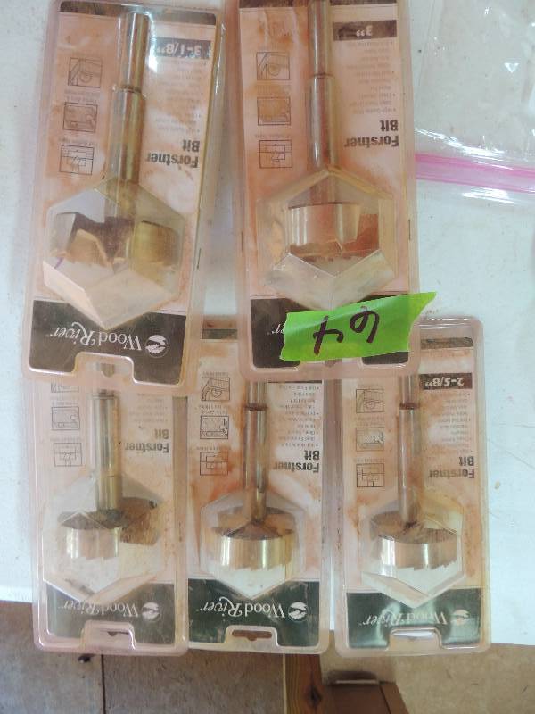 lot 64 image: Forstner bits x 5  - 2 78 3 3 18 2 34 2 58   NEW IN PACKAGES