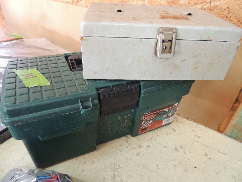 lot 111 image: Popular mechanics 16 tool box, &  safe box