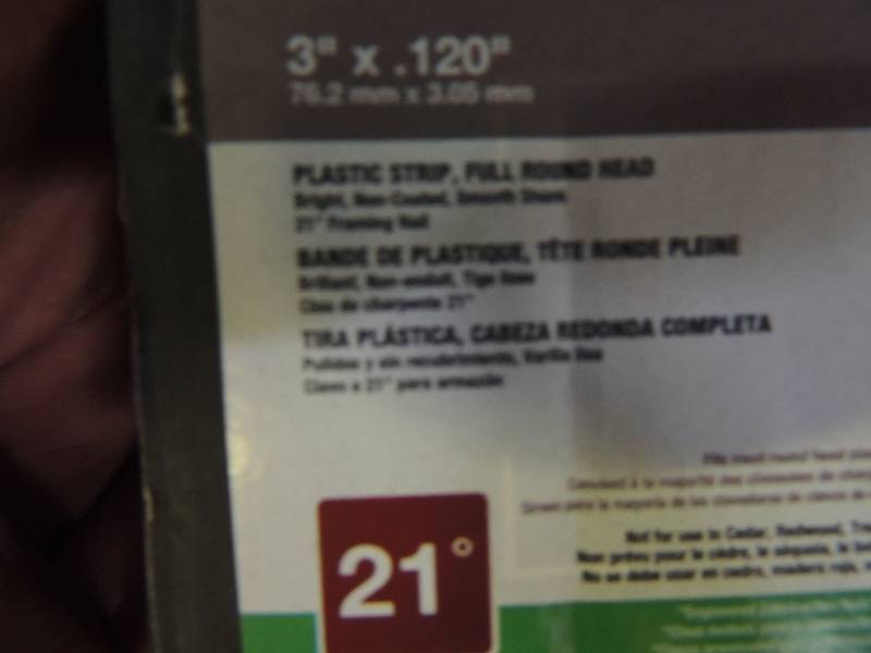lot 133 image: HITACHI strip nails round head FRAMING NAILS
