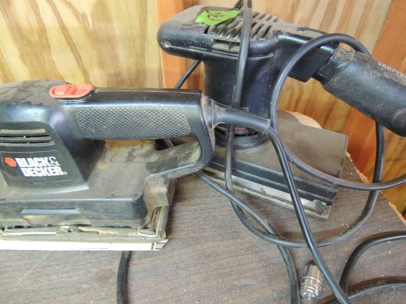 lot 135 image: Craftsman sander and Black and decker sander