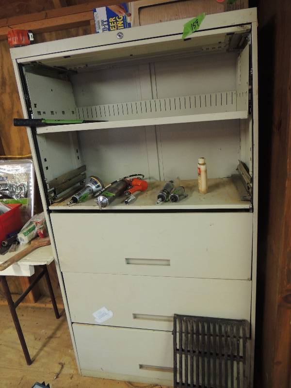 lot 159 image: Metal tool filing cabinet