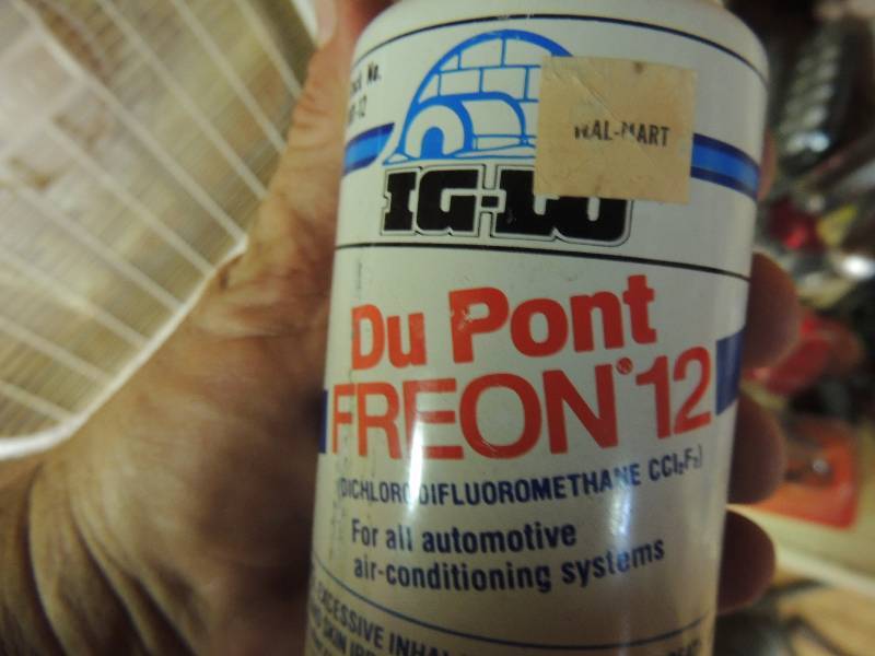lot 168 image: DuPont Freon 12 (can)