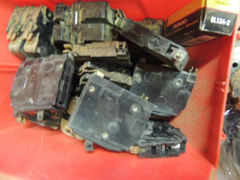 lot 173 image: ELECTRICAL BREAKERS