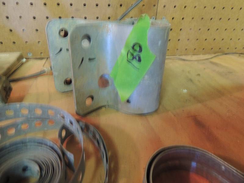 lot 180 image: 6 Bar braces for fencing and steel tape