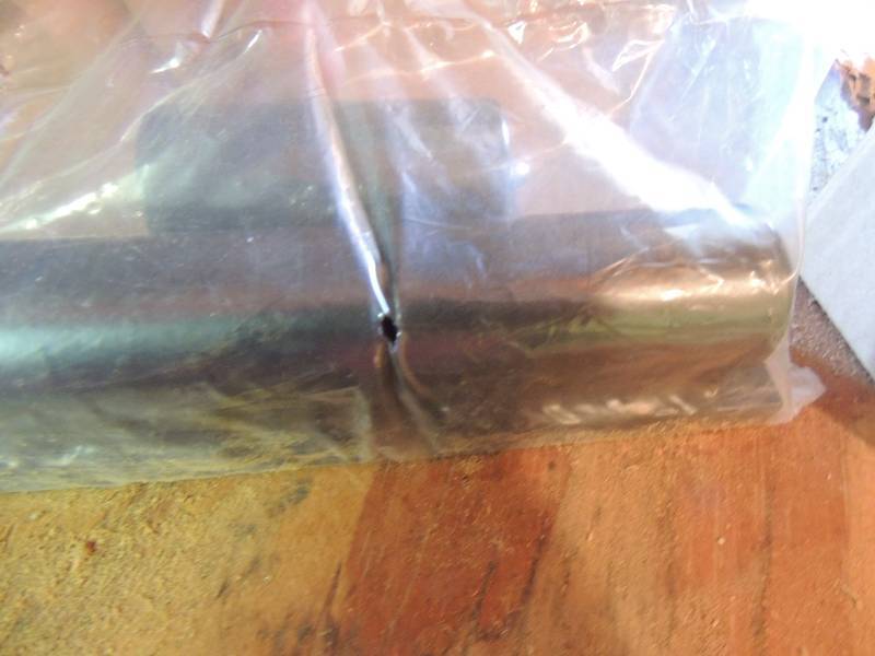 lot 195 image: 1 pair of barrel gate hinges
