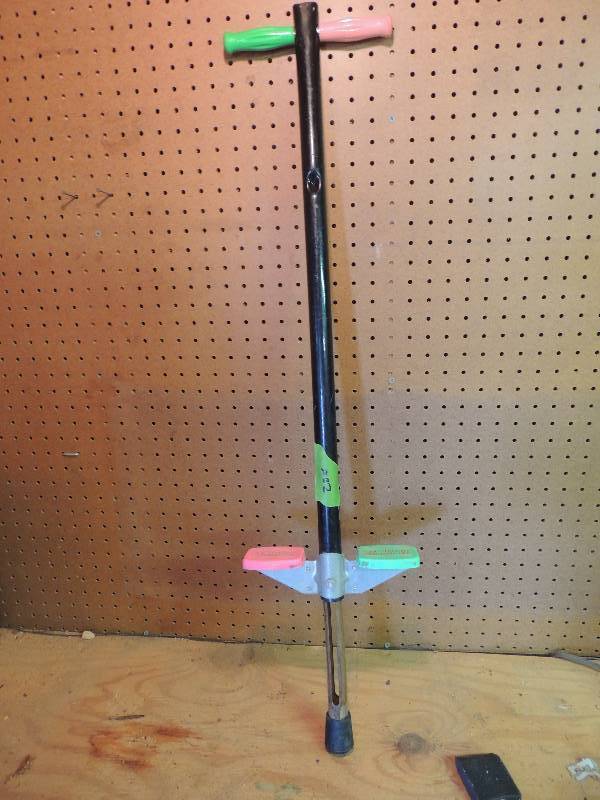 lot 204 image: POGO stick ( 40-80 pounds)