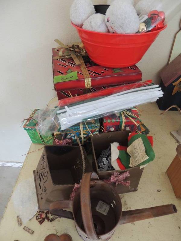 lot 232 image: Metal and cardboard gift boxes and metal baskets