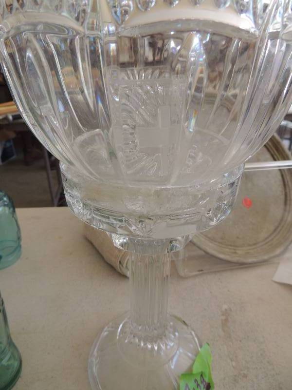 lot 238 image: Shannon Crystal Ireland - 15 candle holder