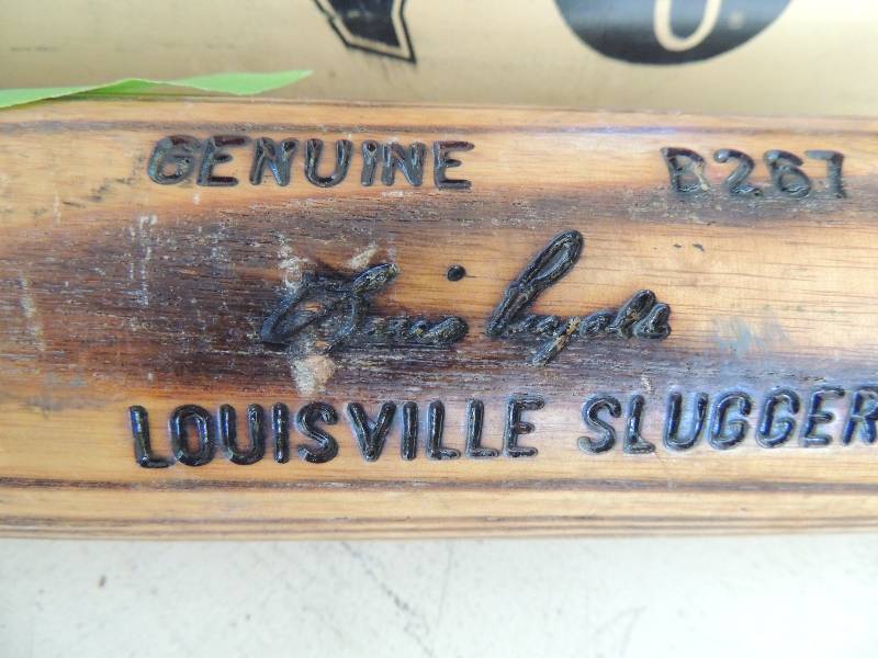 lot 255 image: Louisville slugger wooden bat Powerized- cupped bat B267 34