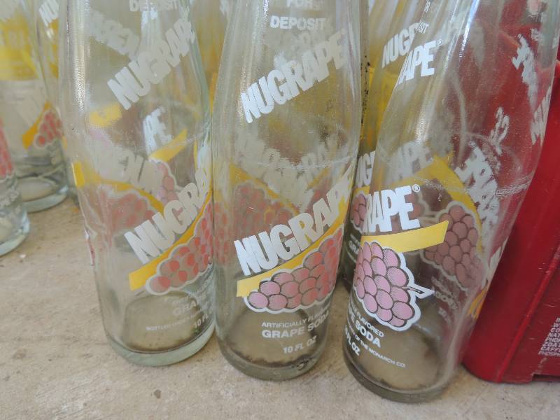 lot 262 image: Nu Grape bottles 3 different logos x 20