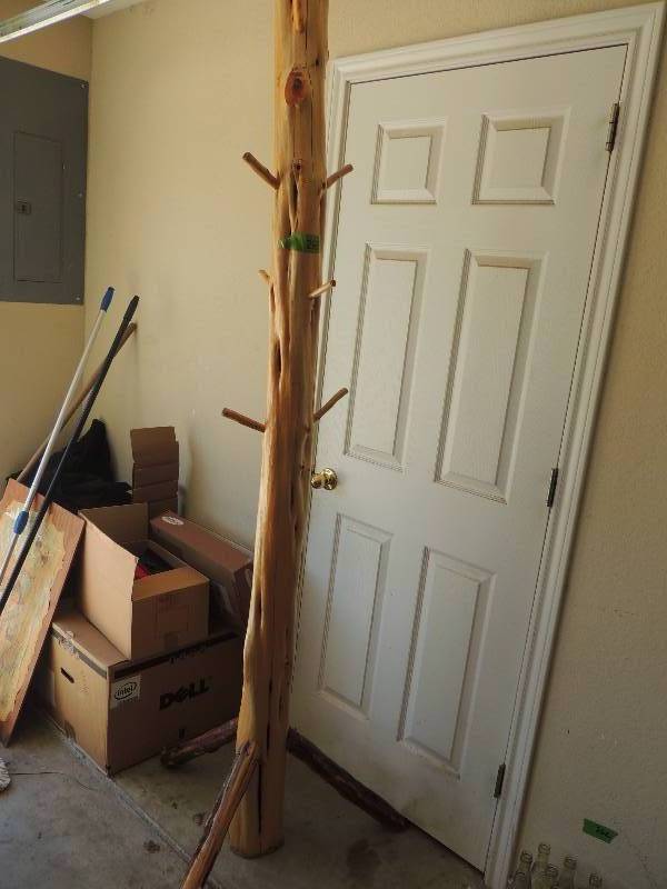 lot 263 image: Cedar CoatHat Hall tree 7 FT tall 7 pegs