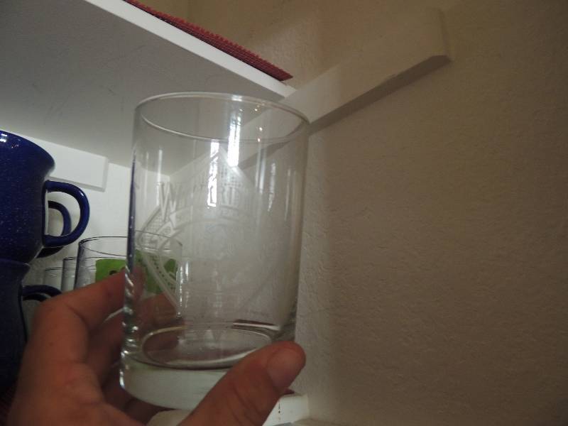 lot 292 image: 6 Wizard of OZ drinking glasses